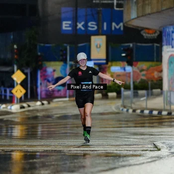 Runner Photo 7762230