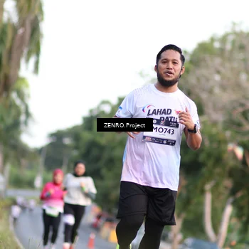 Runner Photo 7762238