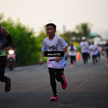 Runner Photo 7762245