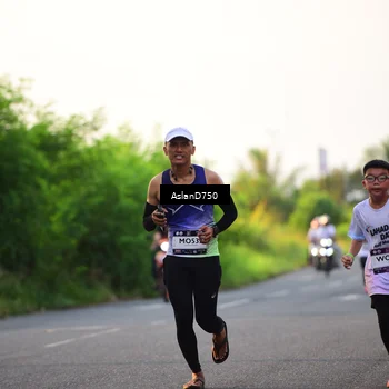 Runner Photo 7762247