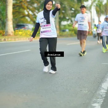 Runner Photo 7762264