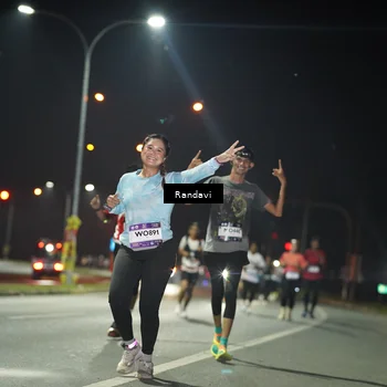 Runner Photo 7762274