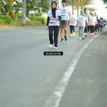 Runner Photo 7762311