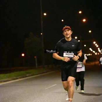 Runner Photo 7762312