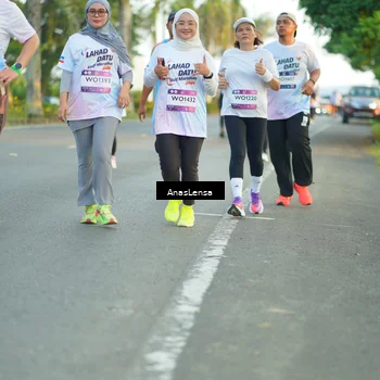 Runner Photo 7762320