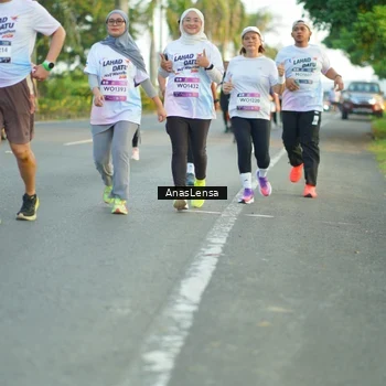 Runner Photo 7762329