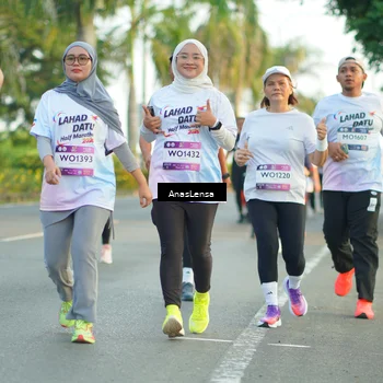 Runner Photo 7762339