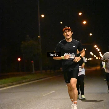 Runner Photo 7762340