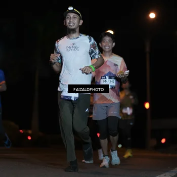 Runner Photo 7762352