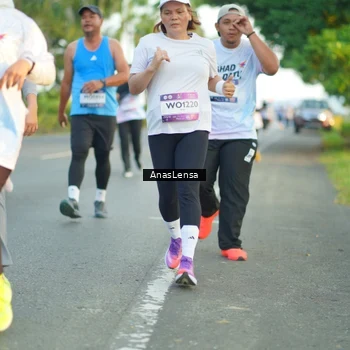 Runner Photo 7762357