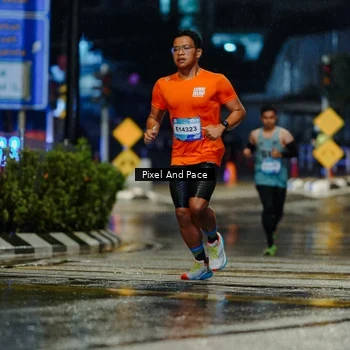 Runner Photo 7762362