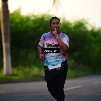Runner Photo 7762365