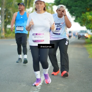 Runner Photo 7762367