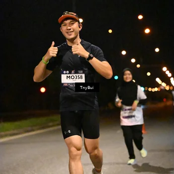 Runner Photo 7762368