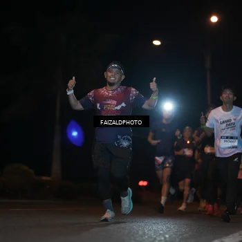 Runner Photo 7762380