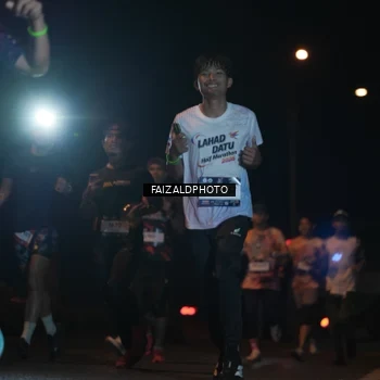 Runner Photo 7762381