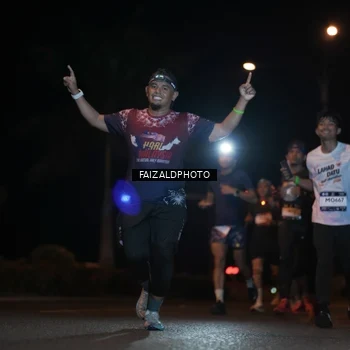 Runner Photo 7762393