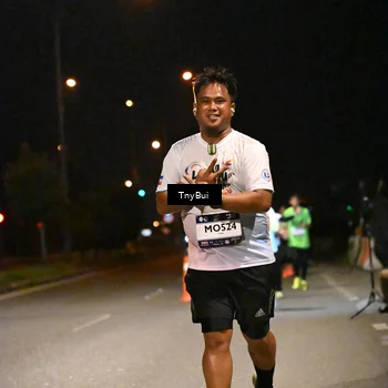 Runner Photo 7762448