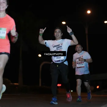 Runner Photo 7762449