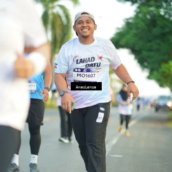 Runner Photo 7762452