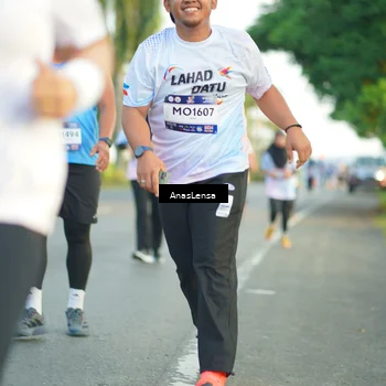 Runner Photo 7762454