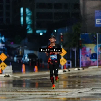 Runner Photo 7762459