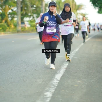 Runner Photo 7762479