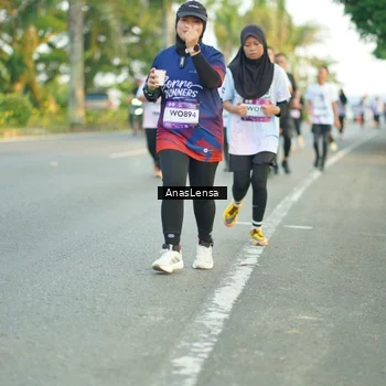 Runner Photo 7762480