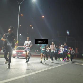 Runner Photo 7762482