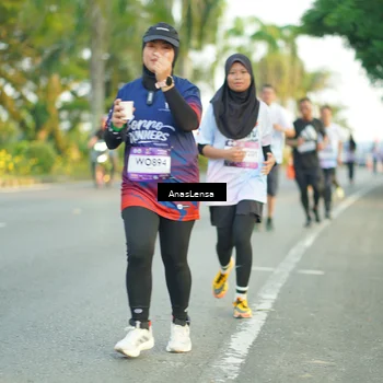 Runner Photo 7762491