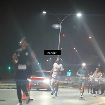 Runner Photo 7762493