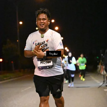 Runner Photo 7762498