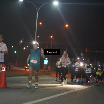 Runner Photo 7762531