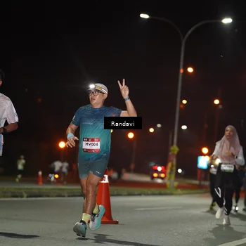 Runner Photo 7762547