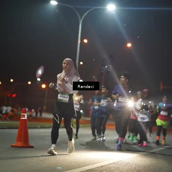 Runner Photo 7762565