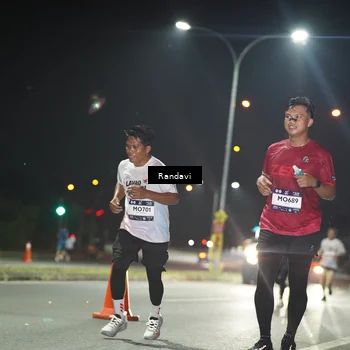 Runner Photo 7762579