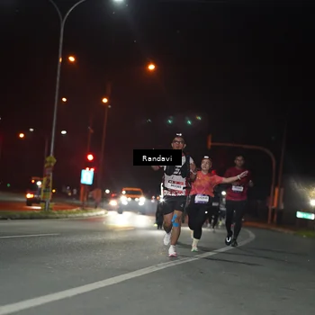 Runner Photo 7762618