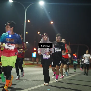 Runner Photo 7762649