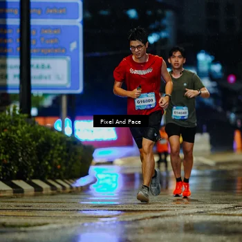 Runner Photo 7762651