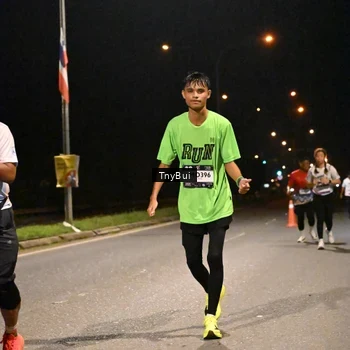 Runner Photo 7762662
