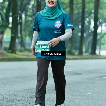 Runner Photo 7762672