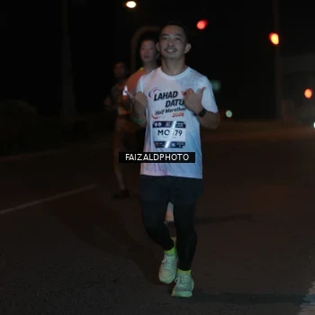 Runner Photo 7762675
