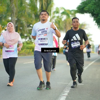 Runner Photo 7762735