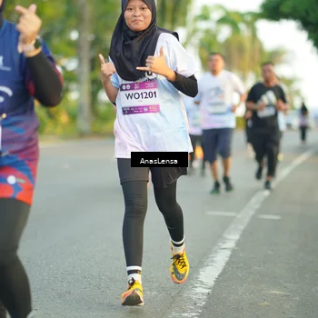 Runner Photo 7762747