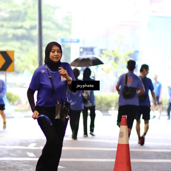 Runner Photo 7762750