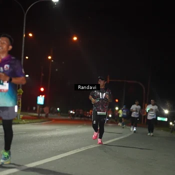 Runner Photo 7762776