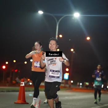 Runner Photo 7762818