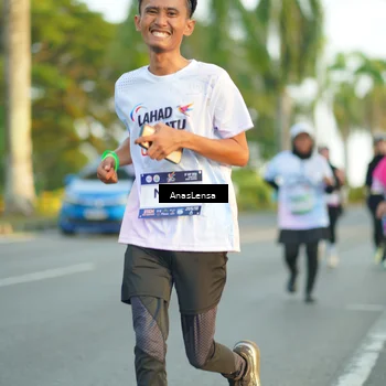 Runner Photo 7762854