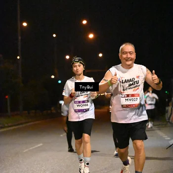 Runner Photo 7762859