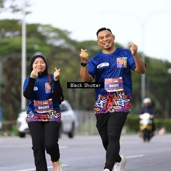 Runner Photo 7762873